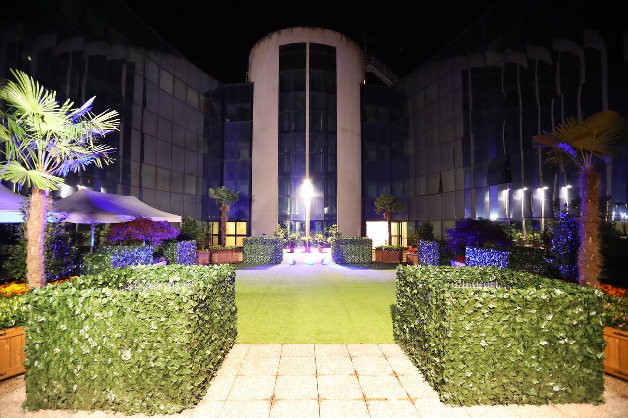 Hotel Nuvola Prato  Eksteriør billede
